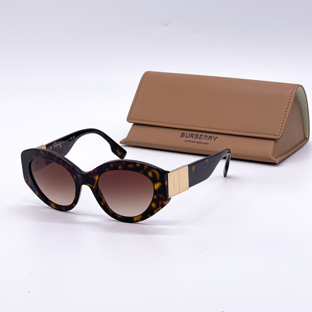 NEW BURBERRY BE4361 3002/13 WOMEN’S SUNGLASSES BURBERRY SOPHIA BE4361 300213 - Picture 2 of 13